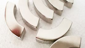 異形瓦片磁鐵「聚盛磁鐵」